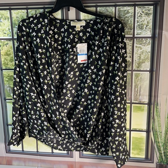 MICHAEL Michael Kors Tops - Michael Kors Black / Evergreen Slit